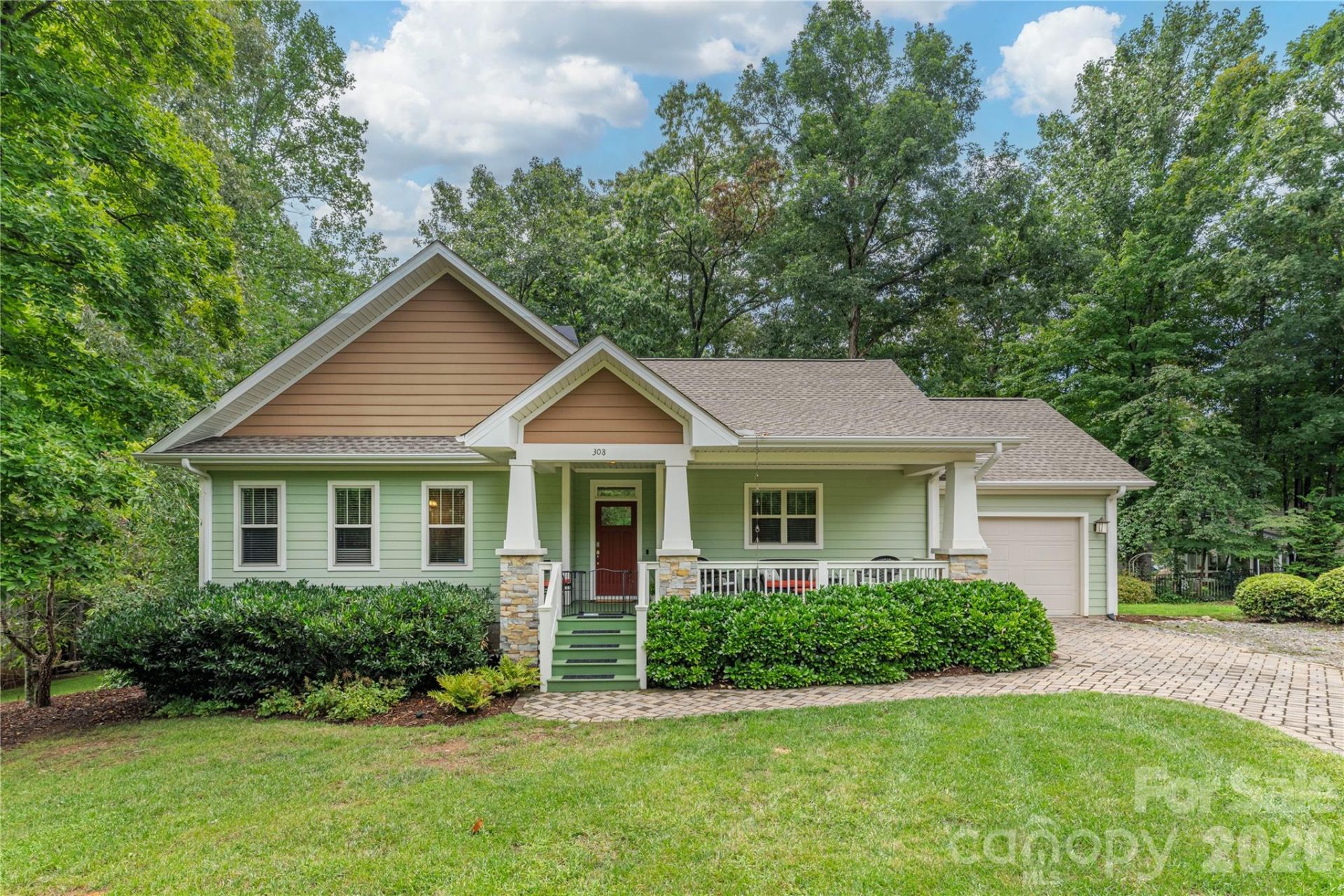 308 Fennel Dun Circle, Biltmore Lake, NC 28715 Main Photo