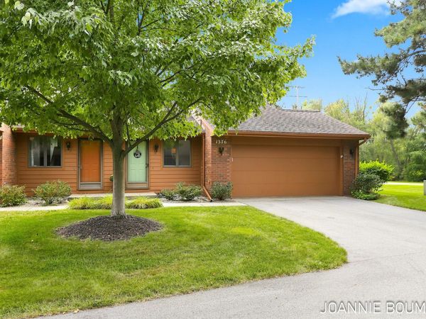 1376 Bent Tree Court, Hudsonville, MI 49426