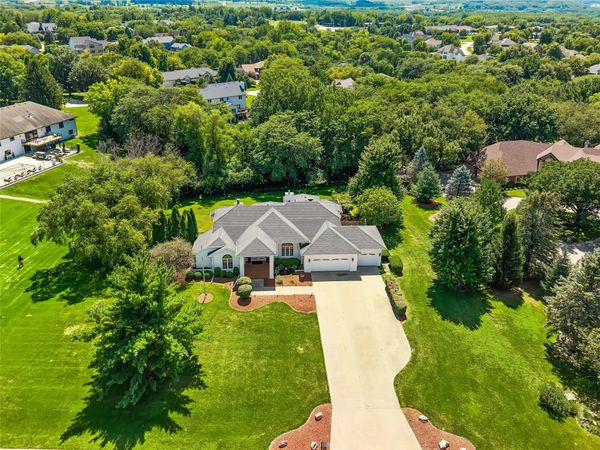 4304 Timberwood Drive, West Des Moines, IA 50265