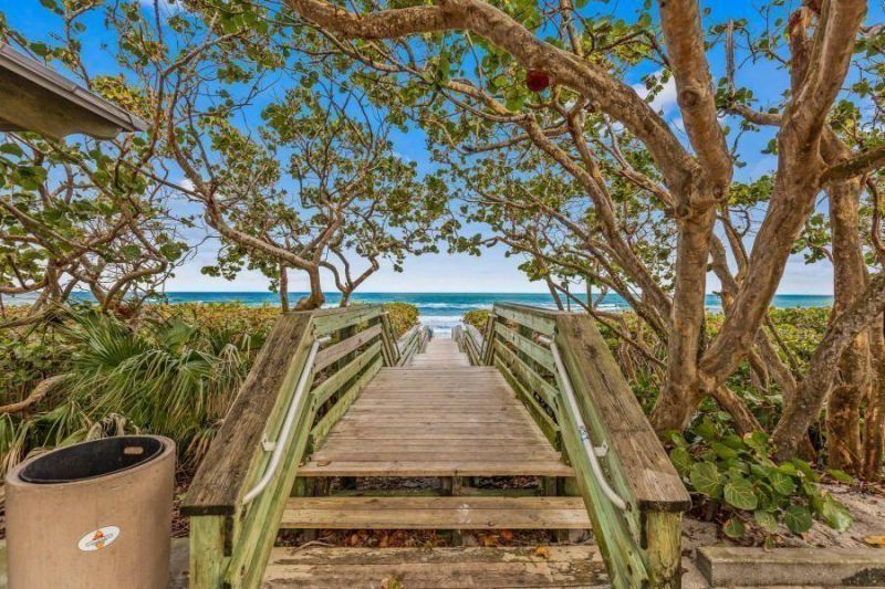3697 Holly Drive, Palm Beach Gardens, FL 33410 Photo