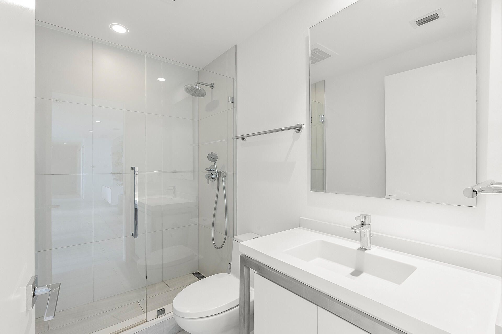 2000 Metropica Way, Unit 801, Sunrise, FL 33323 Photo