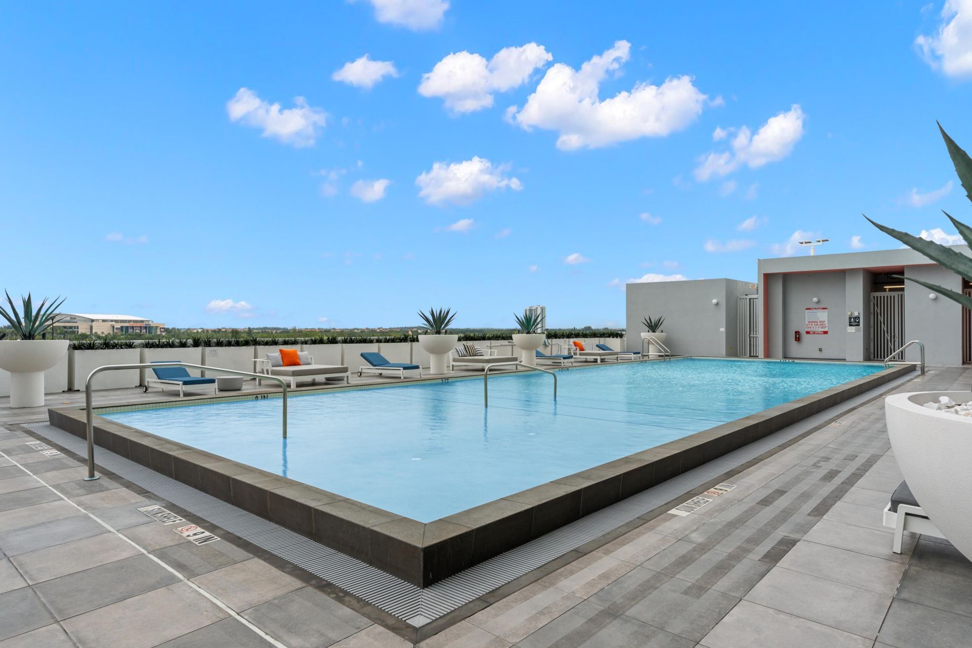 2000 Metropica Way, Unit 801, Sunrise, FL 33323 Photo