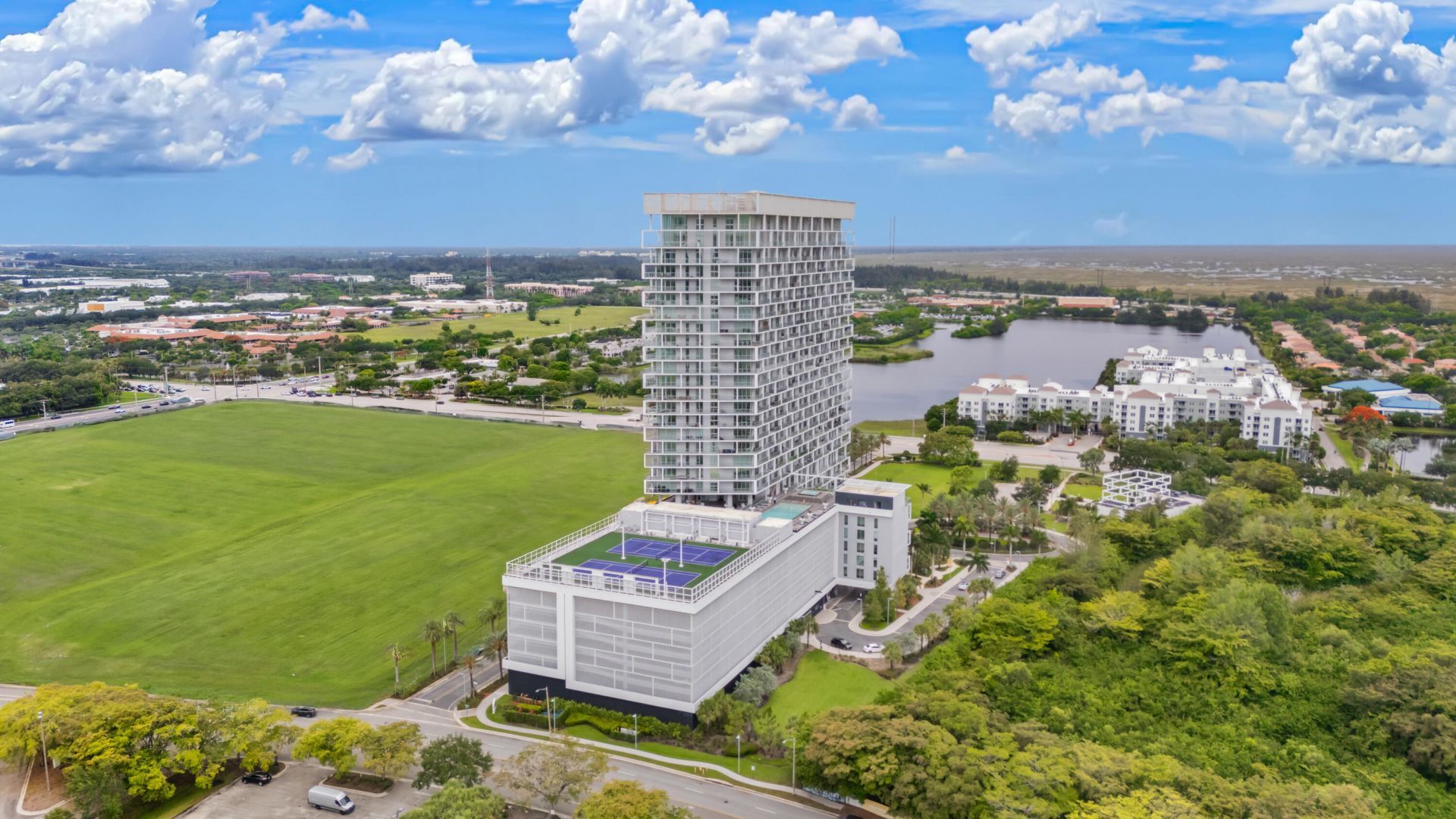 2000 Metropica Way, Unit 801, Sunrise, FL 33323 Photo