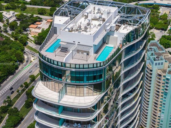 175 SE 25th Road, Unit UPH01, Miami, FL 33129