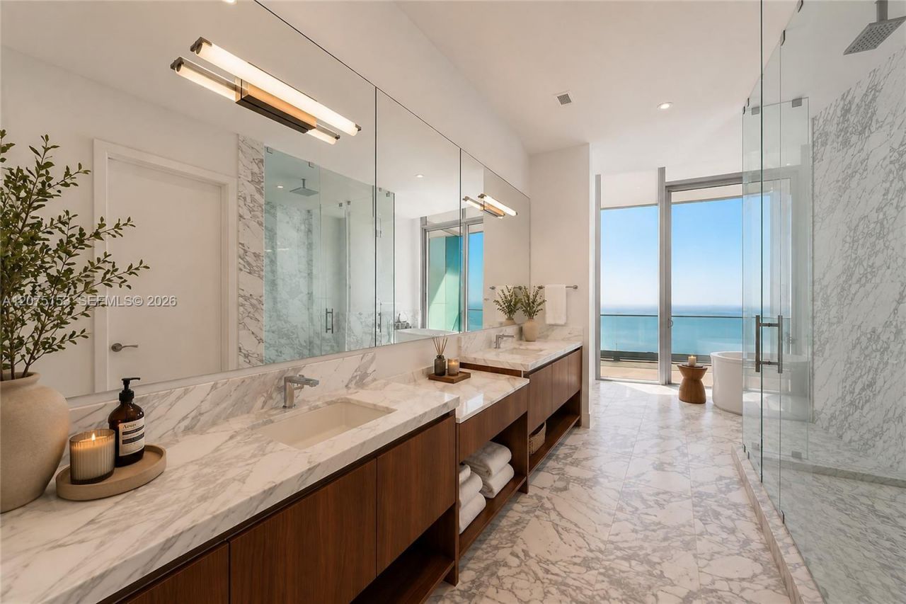 175 SE 25th Road, Unit UPH01, Miami, FL 33129 Photo