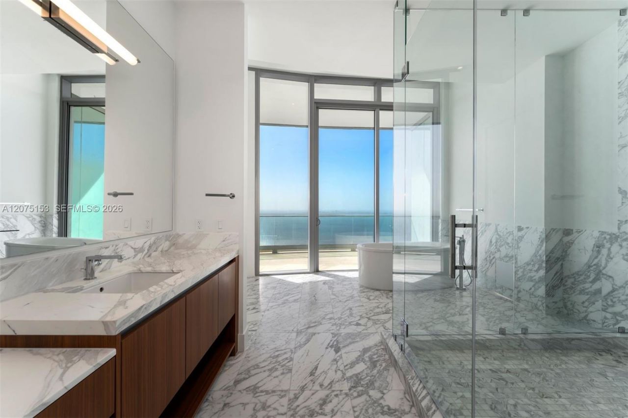 175 SE 25th Road, Unit UPH01, Miami, FL 33129 Photo