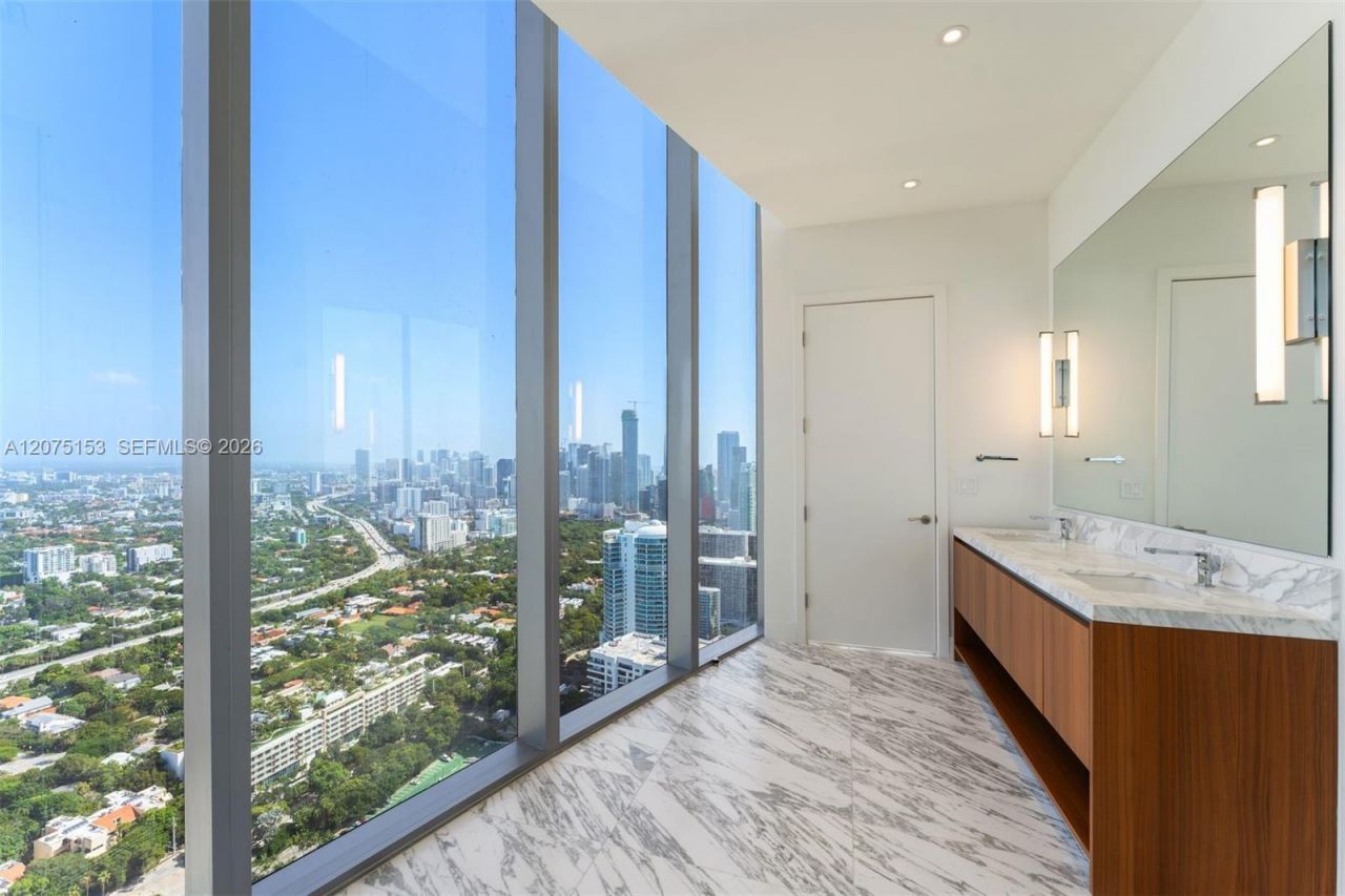 175 SE 25th Road, Unit UPH01, Miami, FL 33129 Photo