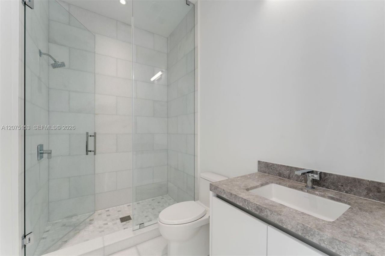 175 SE 25th Road, Unit UPH01, Miami, FL 33129 Photo