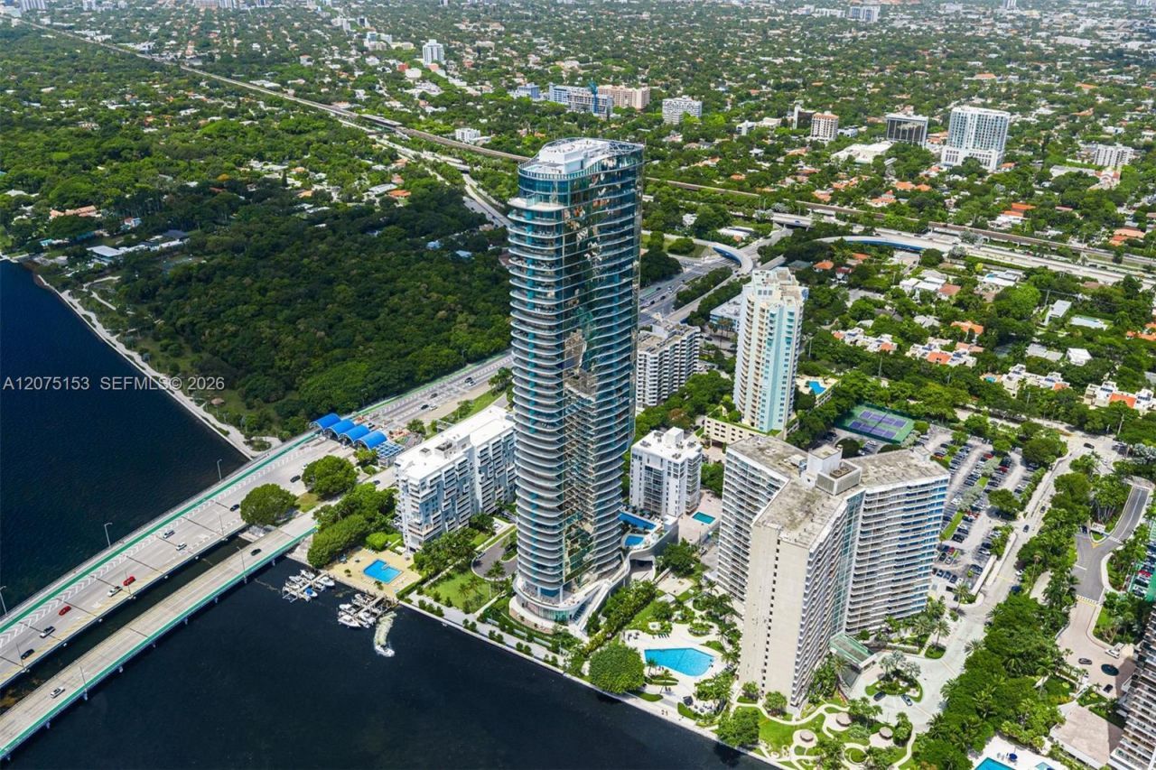 175 SE 25th Road, Unit UPH01, Miami, FL 33129 Photo