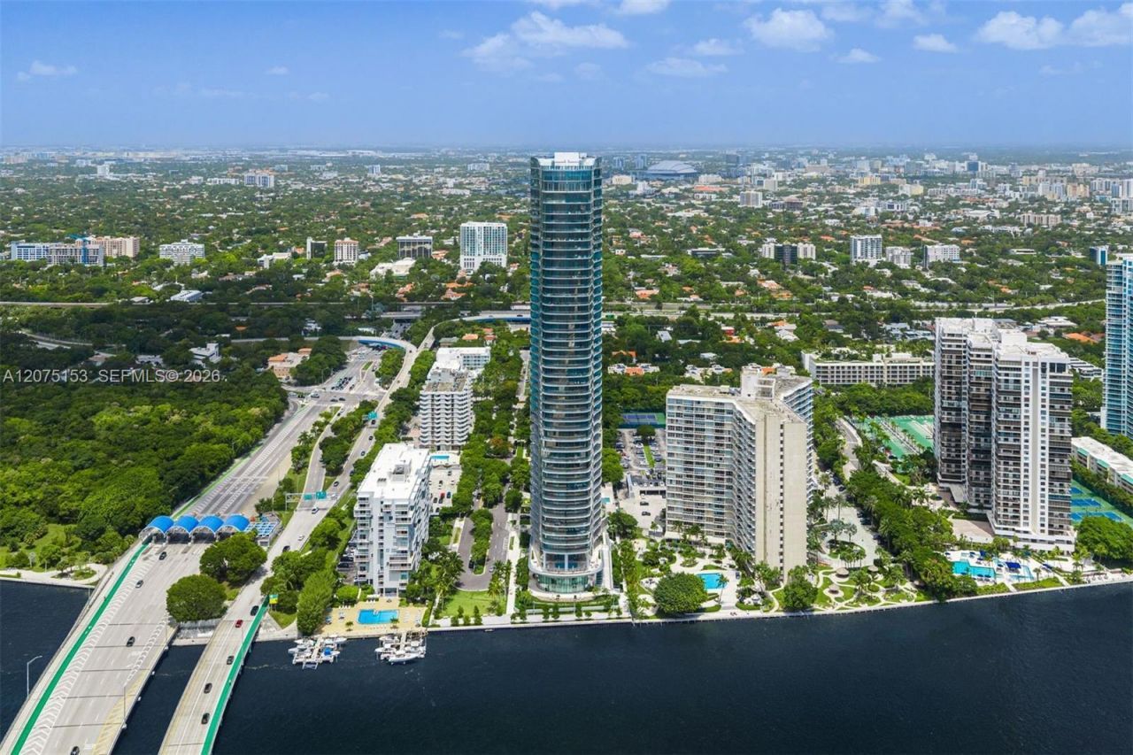 175 SE 25th Road, Unit UPH01, Miami, FL 33129 Photo