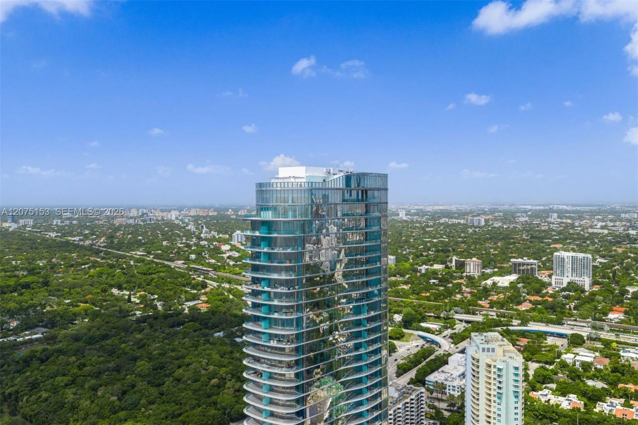 175 SE 25th Road, Unit UPH01, Miami, FL 33129 Photo