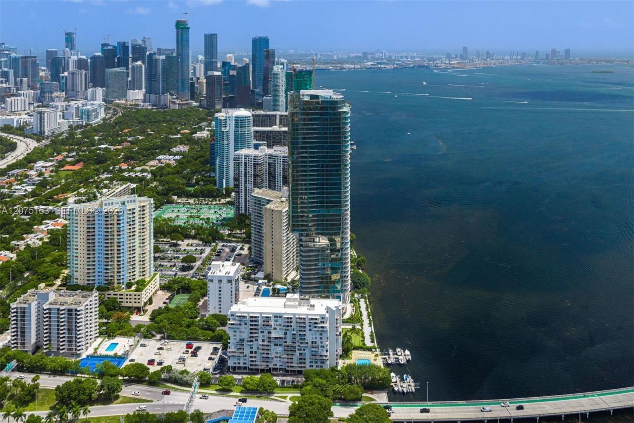 175 SE 25th Road, Unit UPH01, Miami, FL 33129 Photo