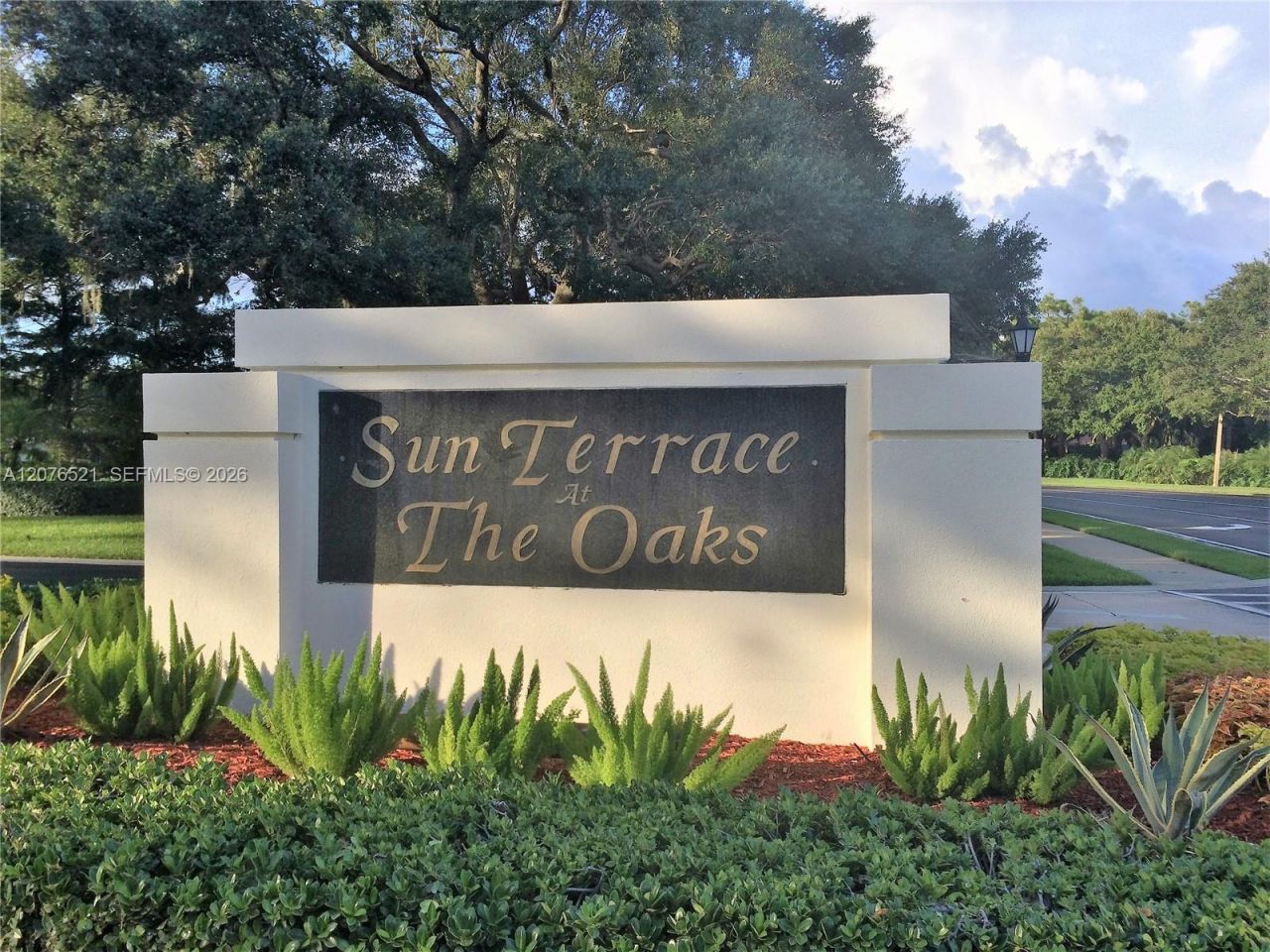 4802 Water Oak Ct, Palm Beach Gardens, FL 33410 Main Photo