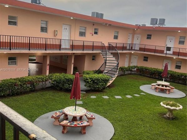 3501 W 11th Ave , Unit 213, Hialeah, FL 33012