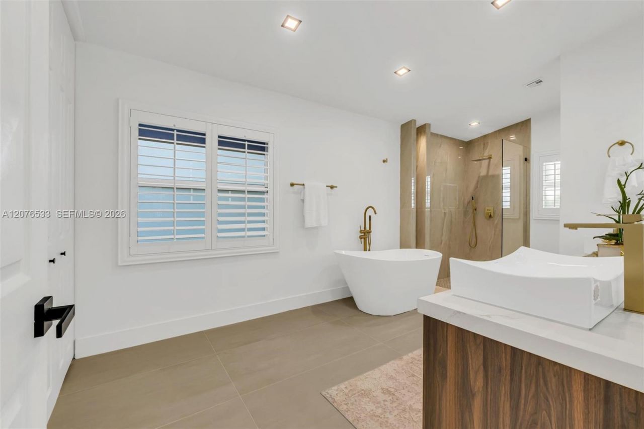 11834 Island Lakes Ln , Boca Raton, FL 33498 Photo