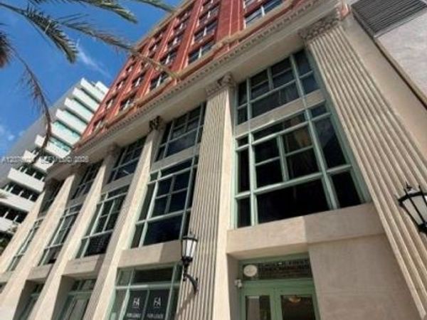 111 E Flagler St , Unit 406, Miami, FL 33131