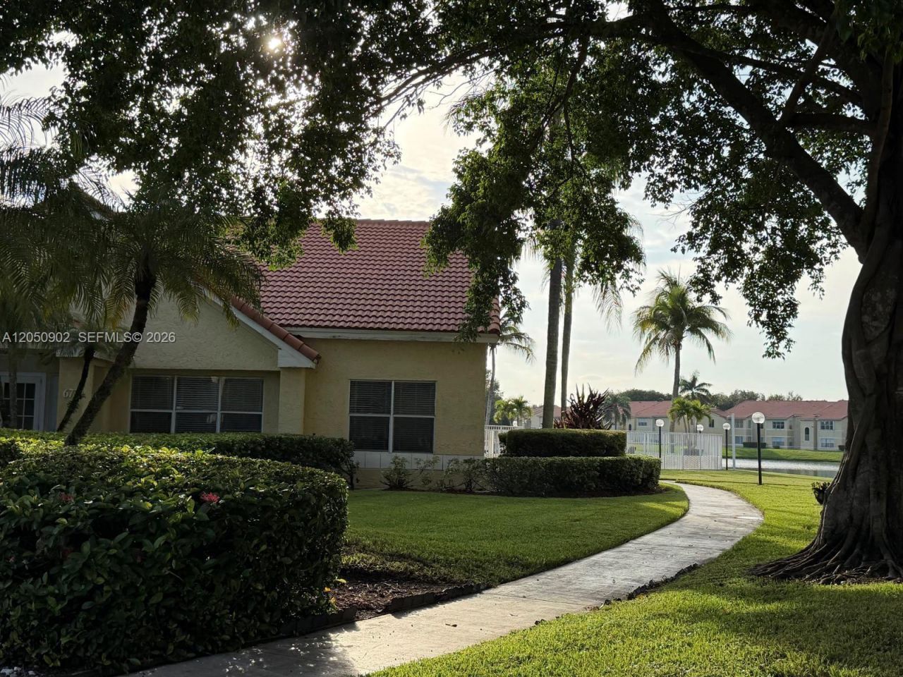 643 Vista Isles Dr, Unit 1812, Sunrise, FL 33325 Photo