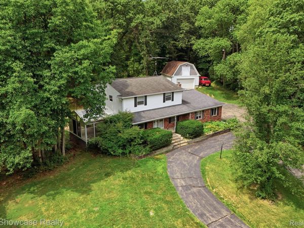 7125 Ridgewood Road , Springfield Township, Mi 48346