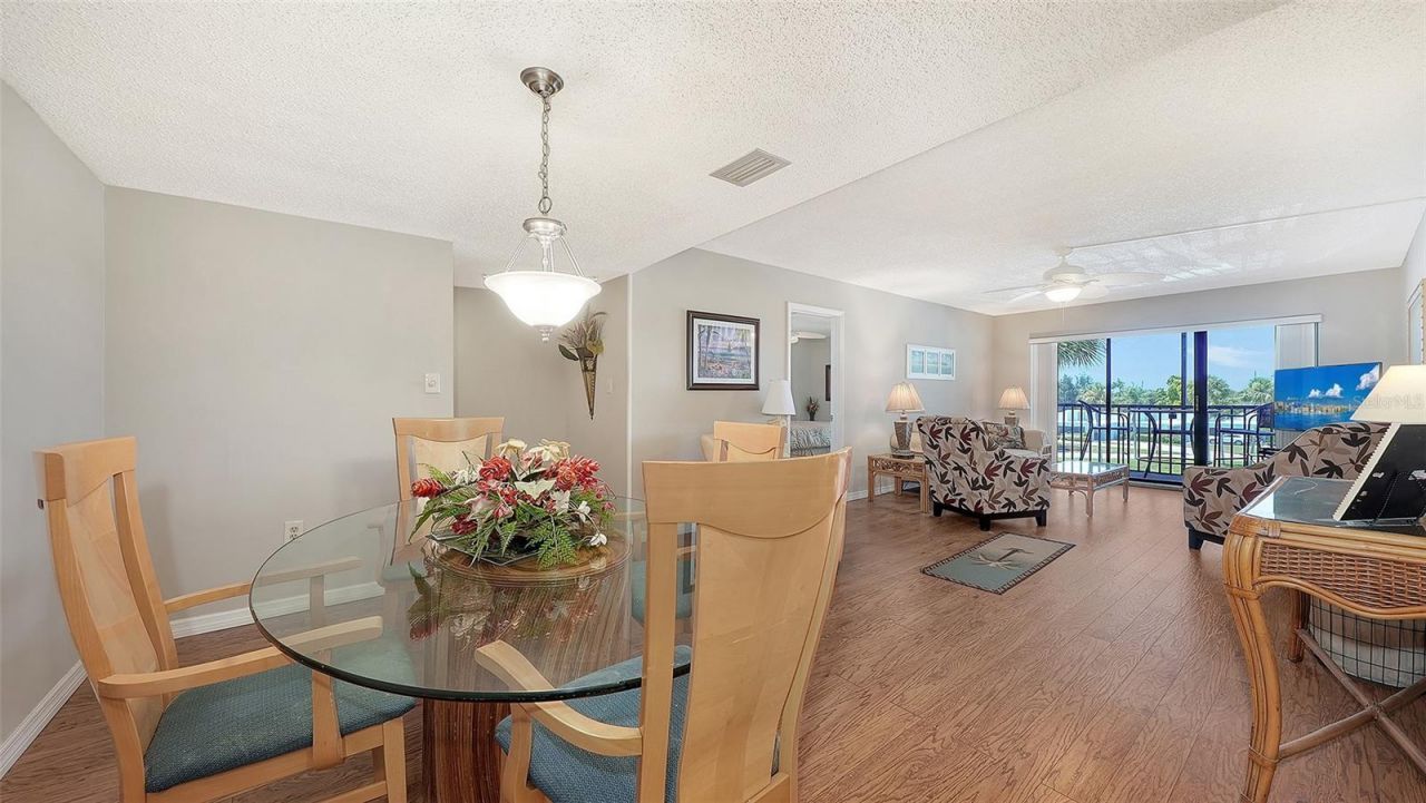 6116 43rd Street W, Unit 305D, Bradenton, FL 34210 Photo
