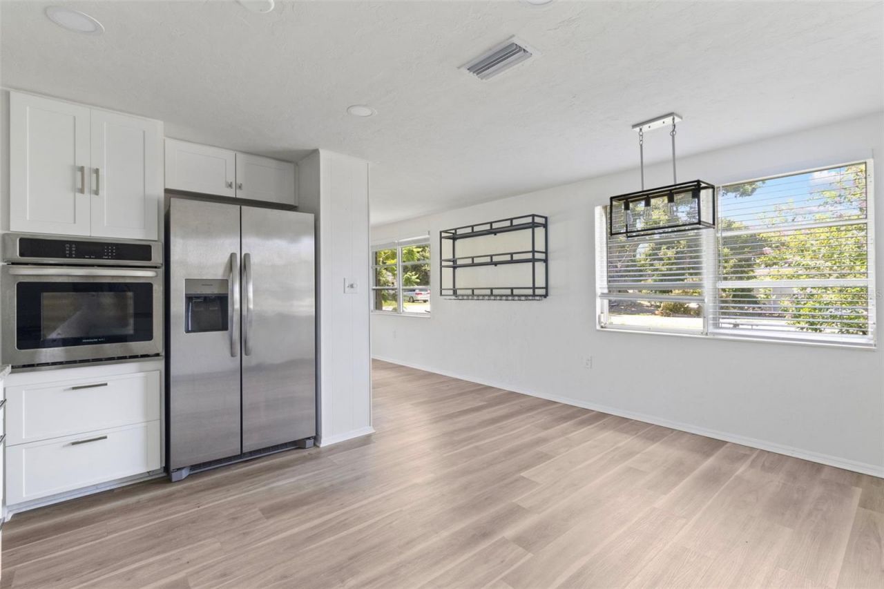 4875 Northwood Avenue, Sarasota, FL 34231 Photo