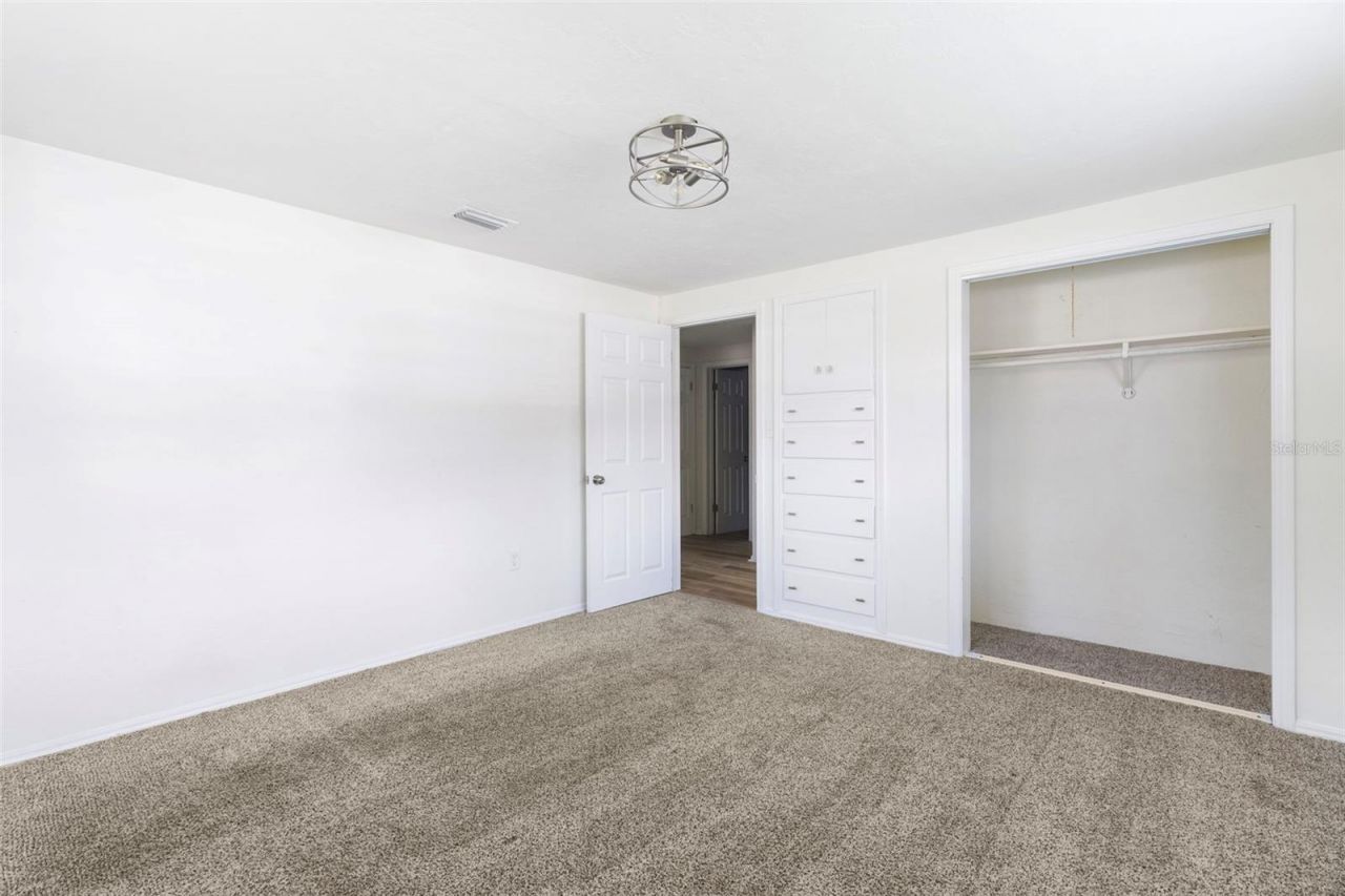 4875 Northwood Avenue, Sarasota, FL 34231 Photo