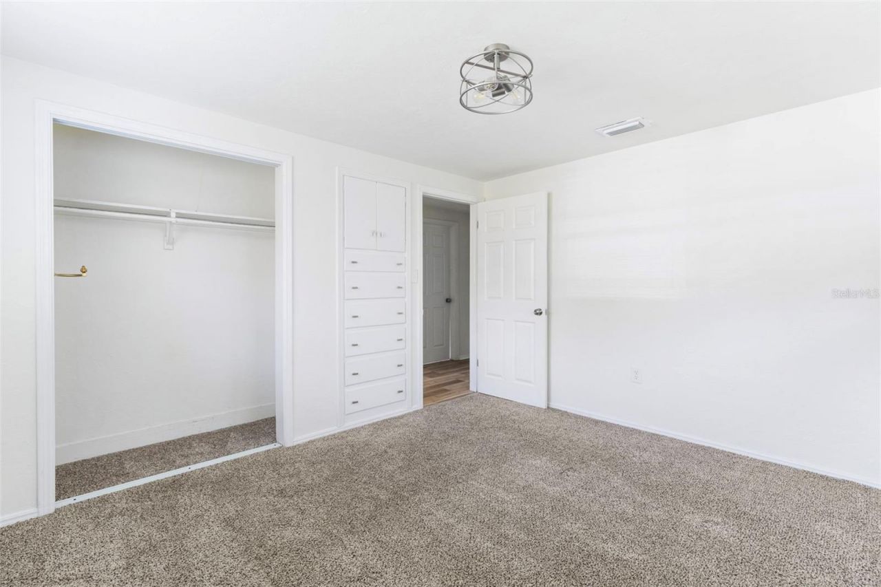4875 Northwood Avenue, Sarasota, FL 34231 Photo