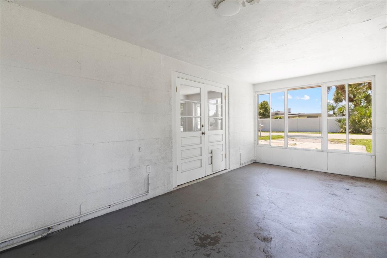 4875 Northwood Avenue, Sarasota, FL 34231 Photo