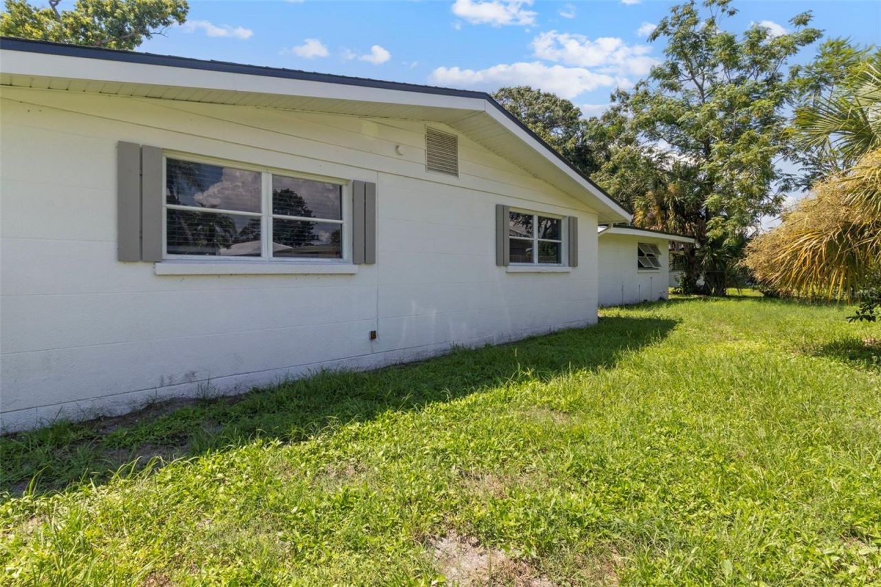 4875 Northwood Avenue, Sarasota, FL 34231 Photo
