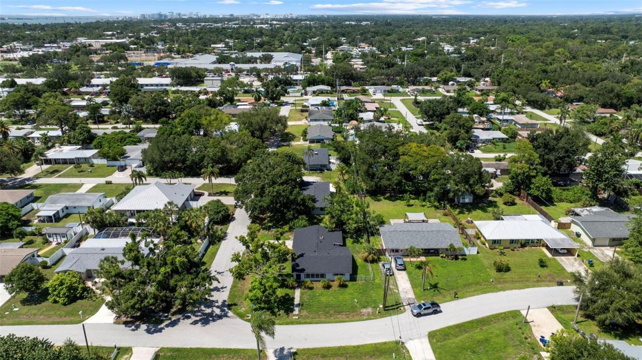 4875 Northwood Avenue, Sarasota, FL 34231 Photo