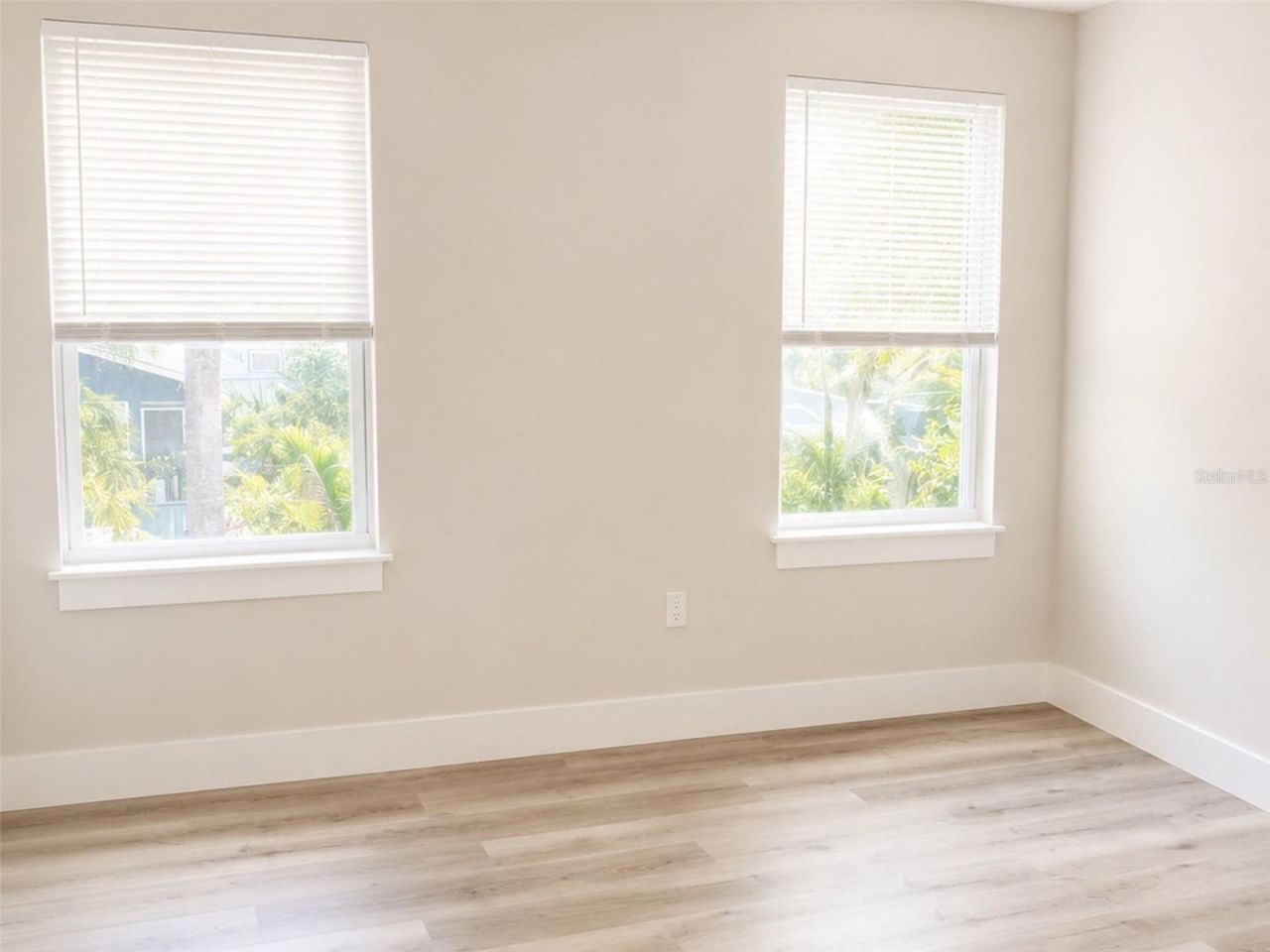 2045 27th Avenue N, Saint Petersburg, FL 33713 Photo