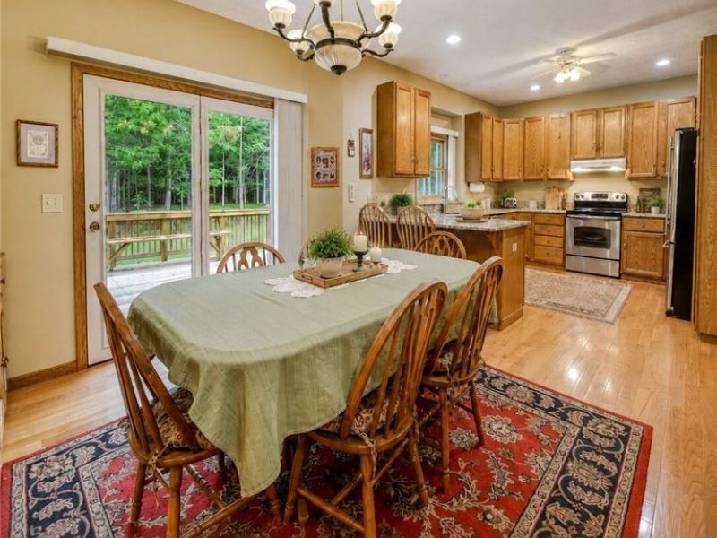 10370 Wilbert Drive, Kirtland, OH 44094 Photo 10