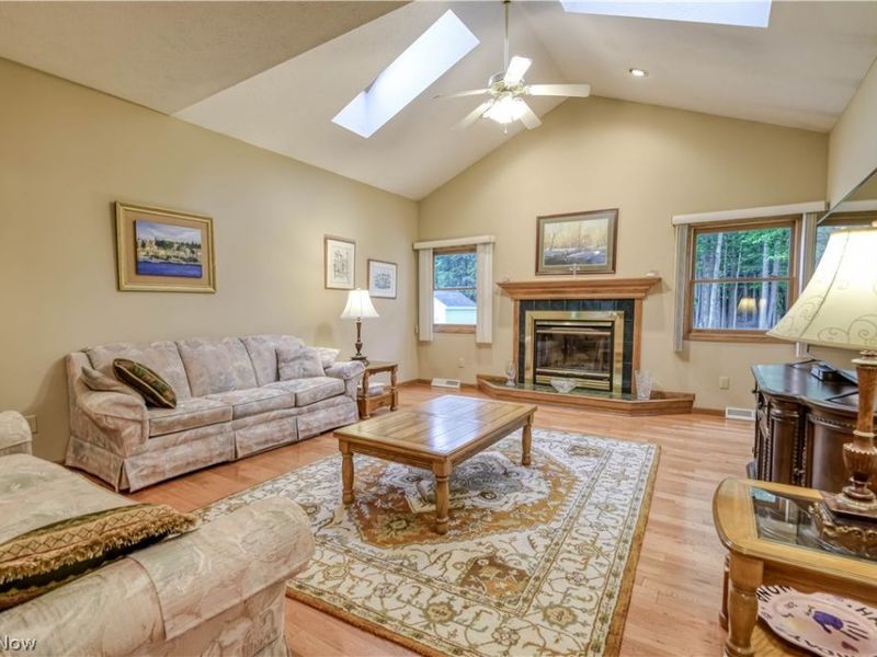 10370 Wilbert Drive, Kirtland, OH 44094 Photo 14