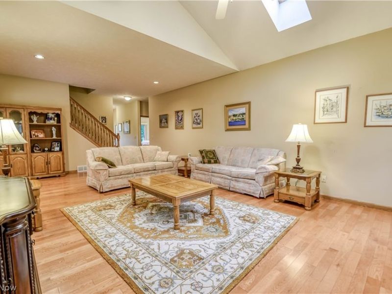 10370 Wilbert Drive, Kirtland, OH 44094 Photo 16