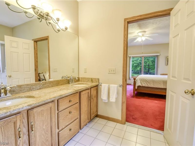 10370 Wilbert Drive, Kirtland, OH 44094 Photo 24