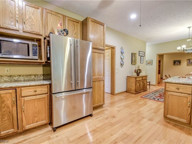 10370 Wilbert Drive, Kirtland, OH 44094 Photo 9
