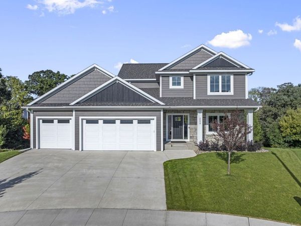 2098 Hagen Lane SW, Rochester, MN 55902