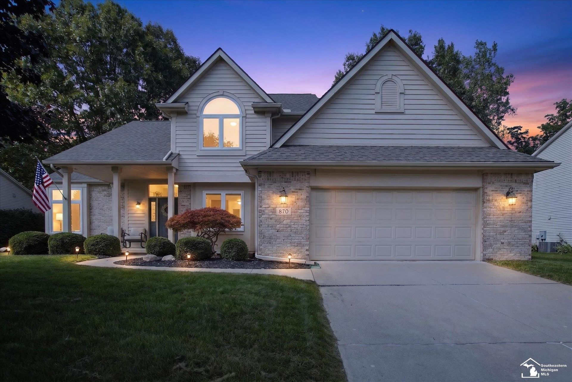 870 Hickory Creek Drive, Temperance, MI 48182 Main Photo