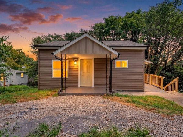 324 10th ST , Vinton, VA 24179
