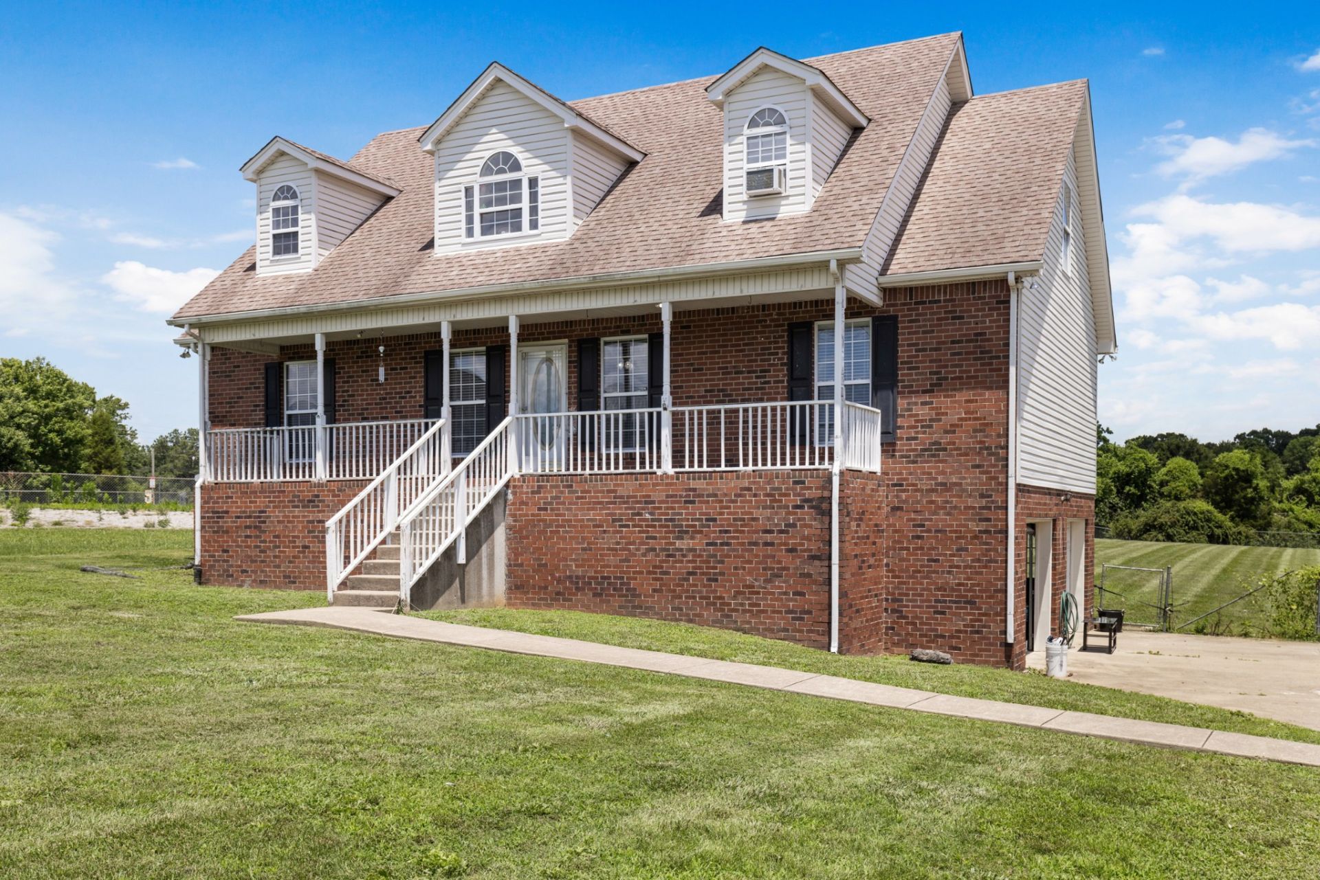 1358 Jason Cir, Ashland City, TN 37015 Main Photo