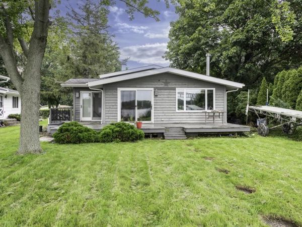 19123 101 STREET, Bristol, WI 53104