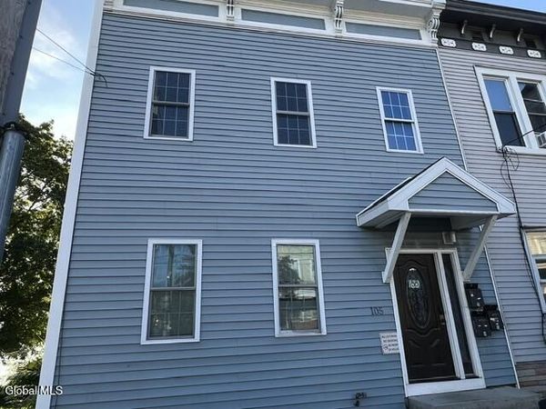 105 2nd Avenue, Troy, NY 12180