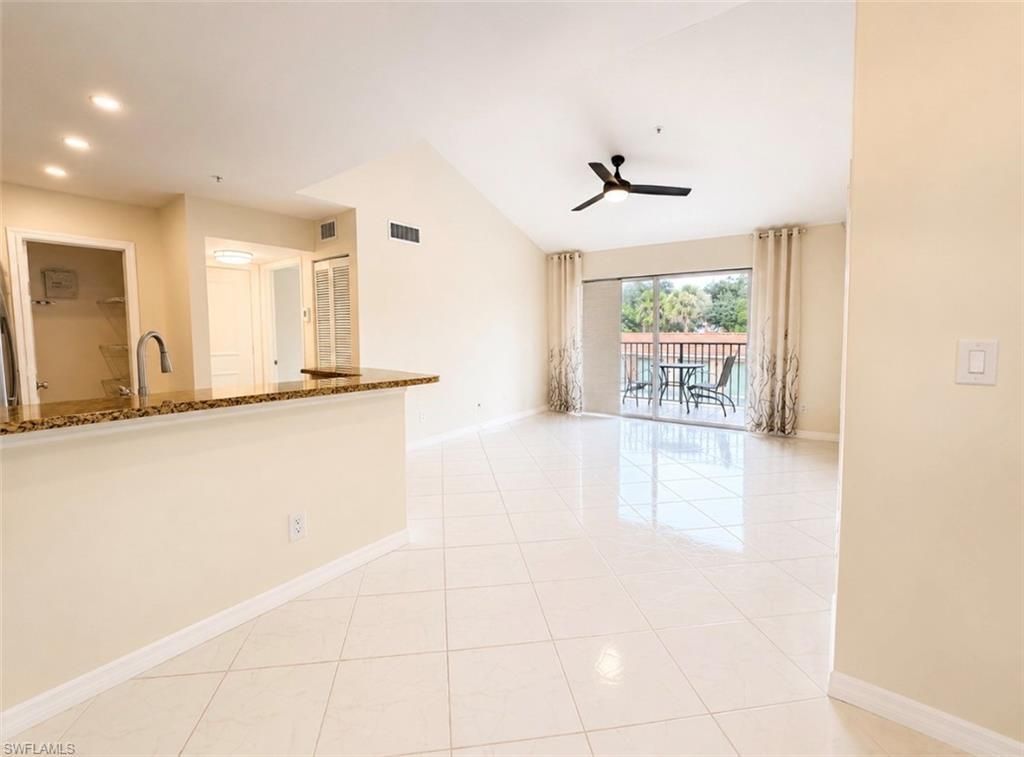 1265 Wildwood Lakes Blvd, Unit 201, Naples, FL 34104 Photo