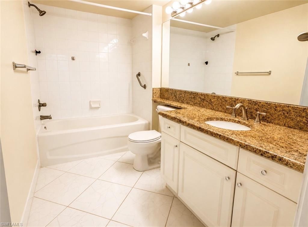 1265 Wildwood Lakes Blvd, Unit 201, Naples, FL 34104 Photo