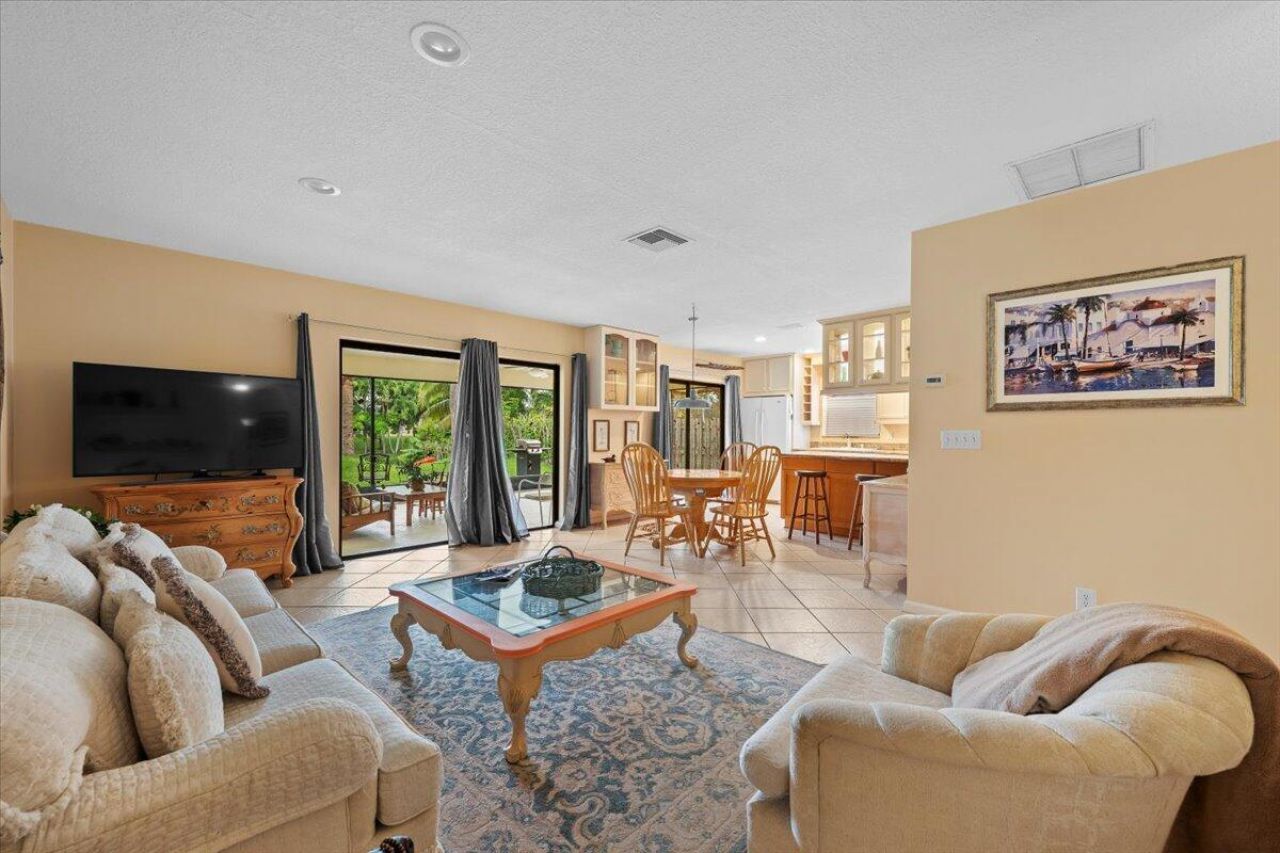 1419 Riverside Circle, Wellington, FL 33414 Photo