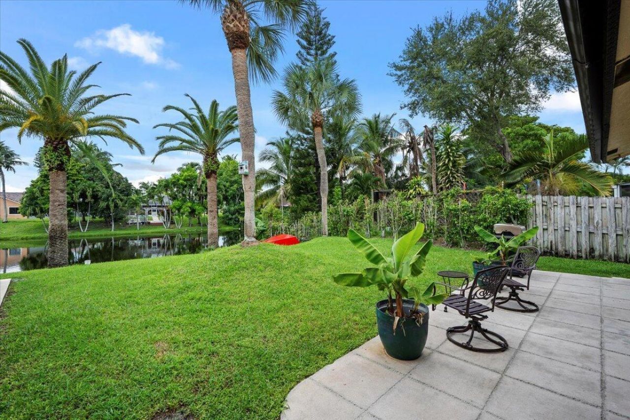 1419 Riverside Circle, Wellington, FL 33414 Photo