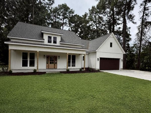 6818 River Road, Washington, NC 27889