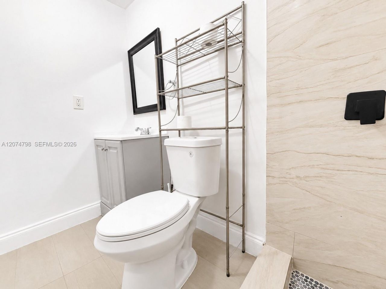 802 NW 3rd Ter, Hallandale Beach, FL 33009 Photo