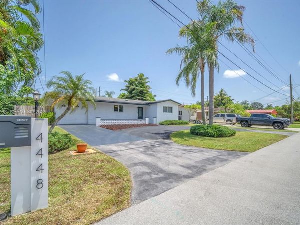 4448 SW 37th Ave , Dania Beach, FL 33312