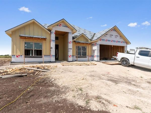 1405 Red Rock Road, Hewitt, TX 76643