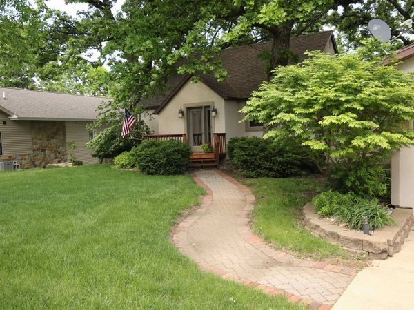 2421 Francis Sites Dr, Spirit Lake, IA 51360